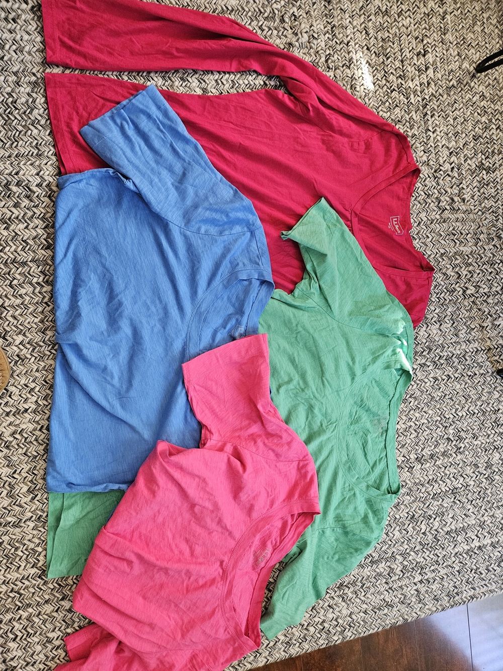 L.L. Bean Short-Sleeve Tees in Pink, Blue, Green And 1 Long Sleeve In Dark Pink